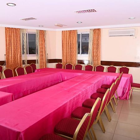 Hotel Mansel Yaounde Luaran gambar